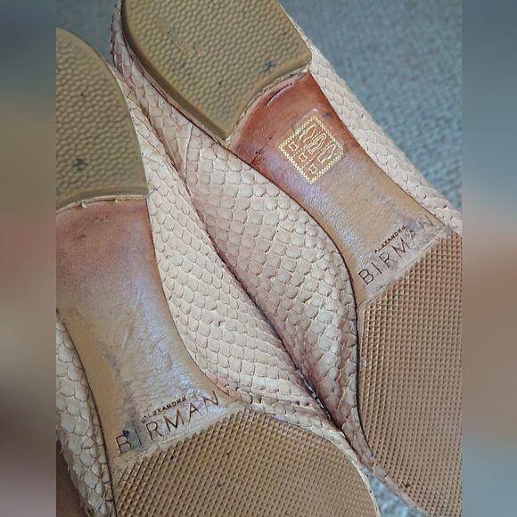 Alexandre Birman Scalloped Python Flat pink Beige size 37.5 - Picture 10 of 12